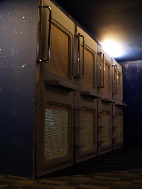Ufo Capsule Hotel