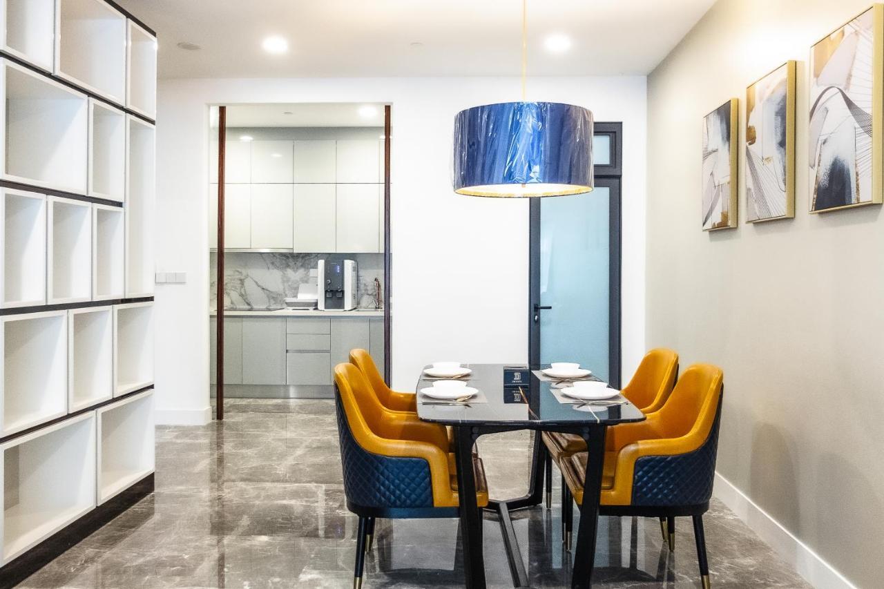 Platinum 2 By Dm Klcc , Apartment