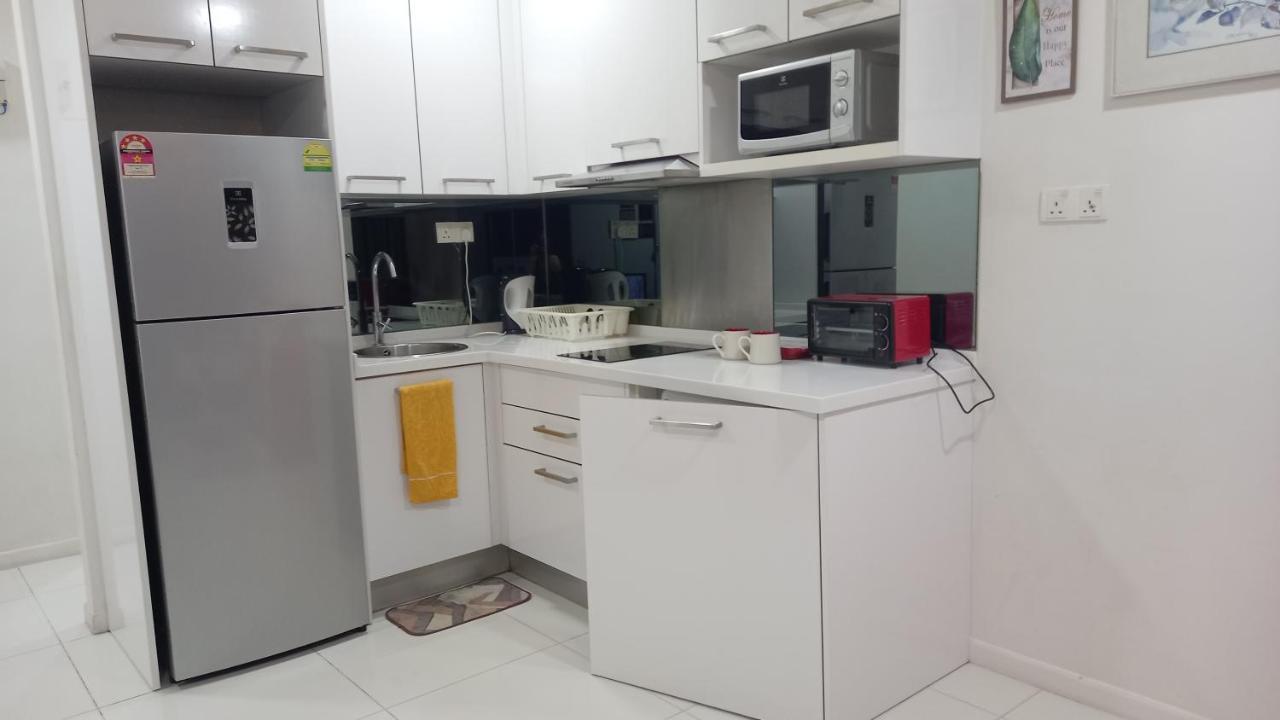 Cushy Dorm At Klcc *
