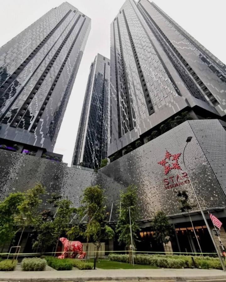 Star Luxury Klcc Kuala Lumpur