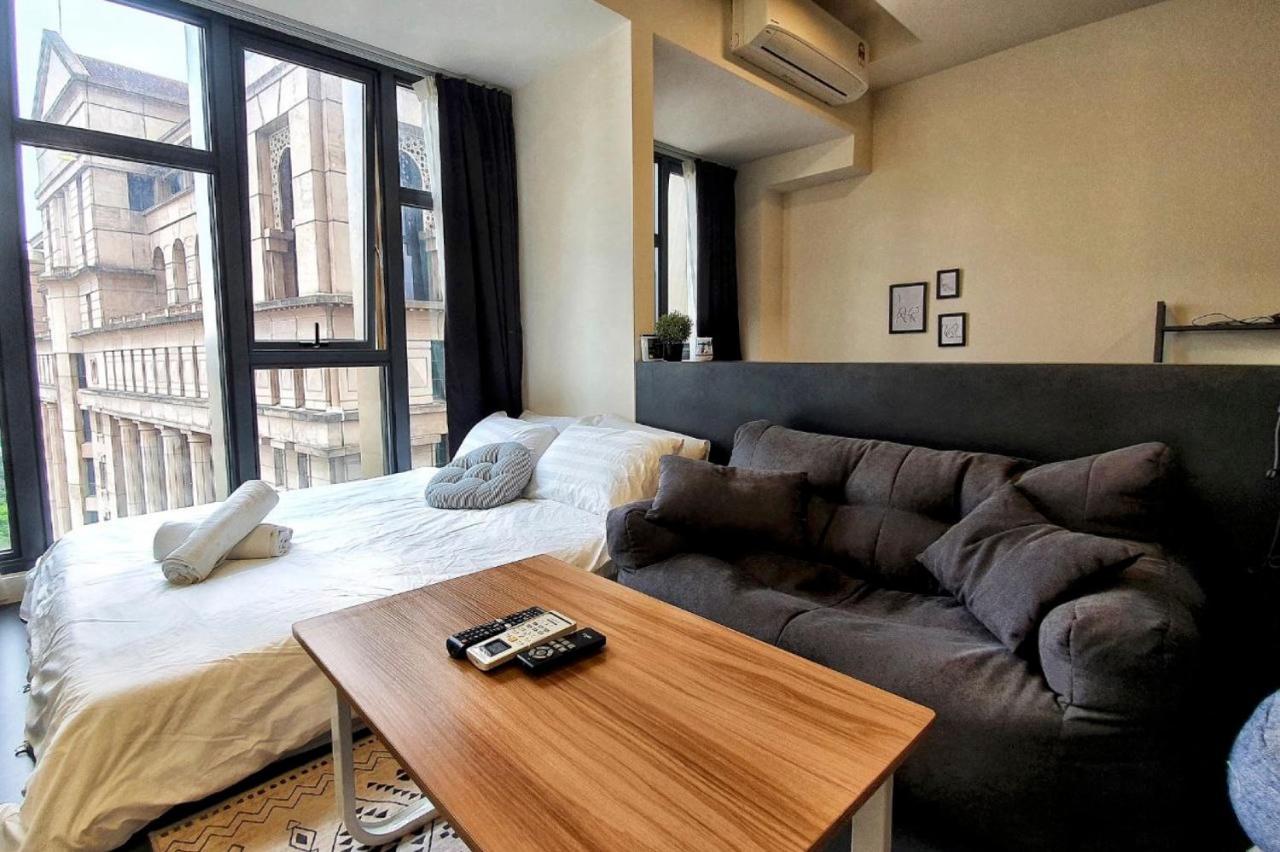 Klcc Ceylonz Suites, By Twofive *