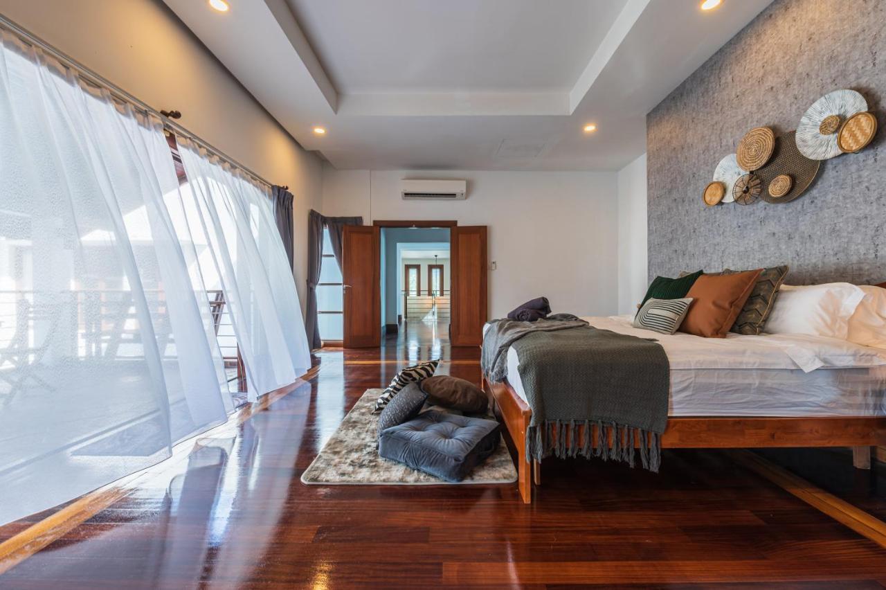 Villa Tropical Bliss Luxe 5br 30pax Private Pool Kl By Verano Kuala Lumpur