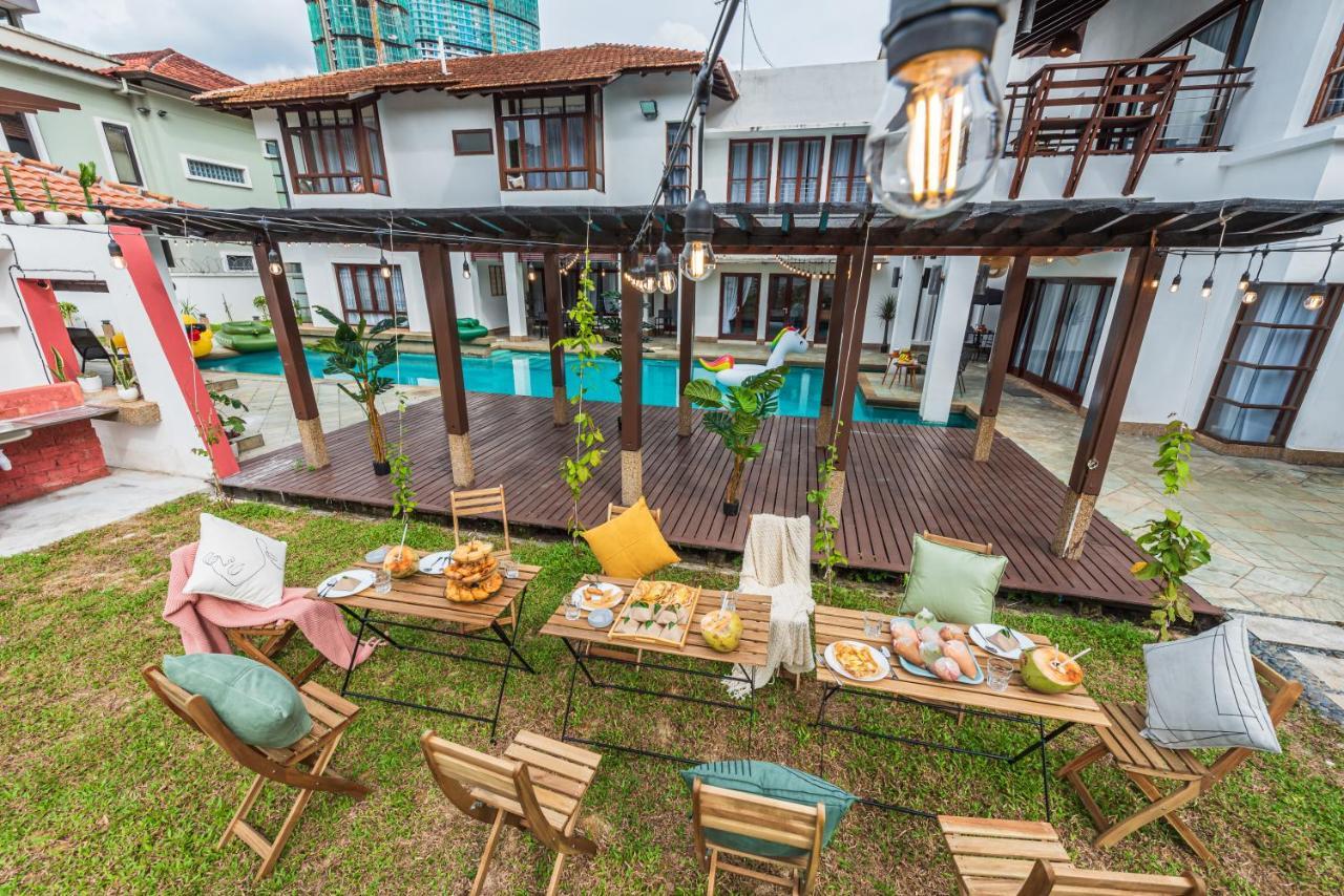 Tropical Bliss Luxe 5br 30pax Private Pool Kl By Verano * Kuala Lumpur