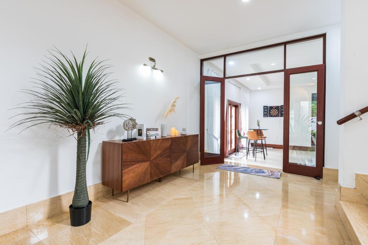 Tropical Bliss Luxe 5br 30pax Private Pool Kl By Verano