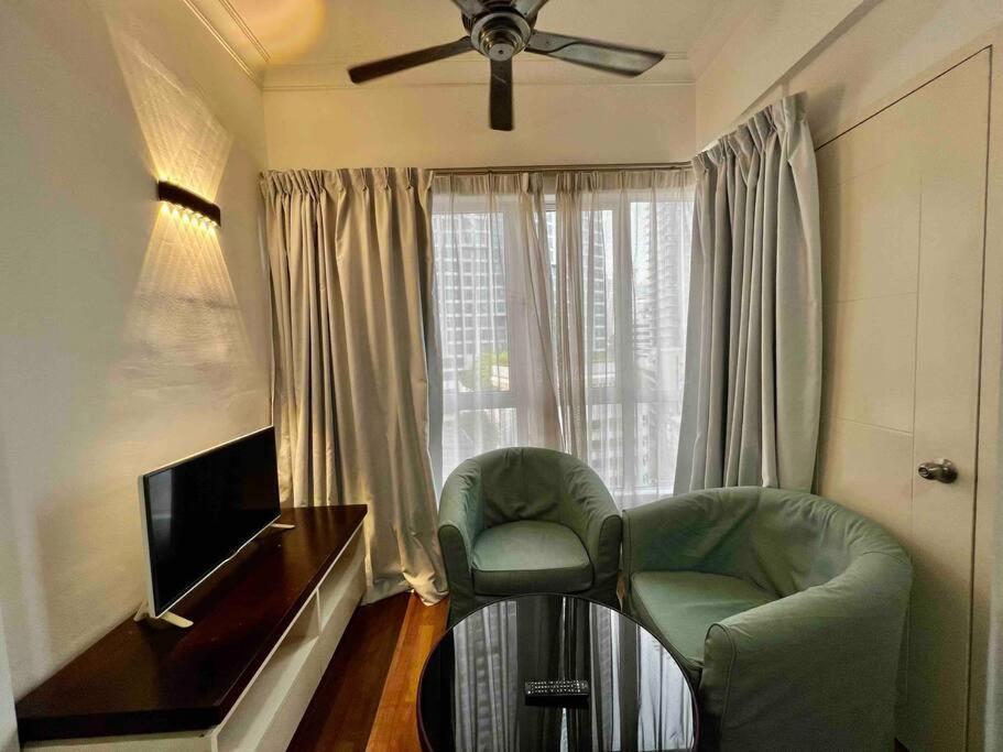 Apartment Couple At Casa Mutiara 5 Mins Walk To Lrt, Jalan Alor And Bukit Bintang
