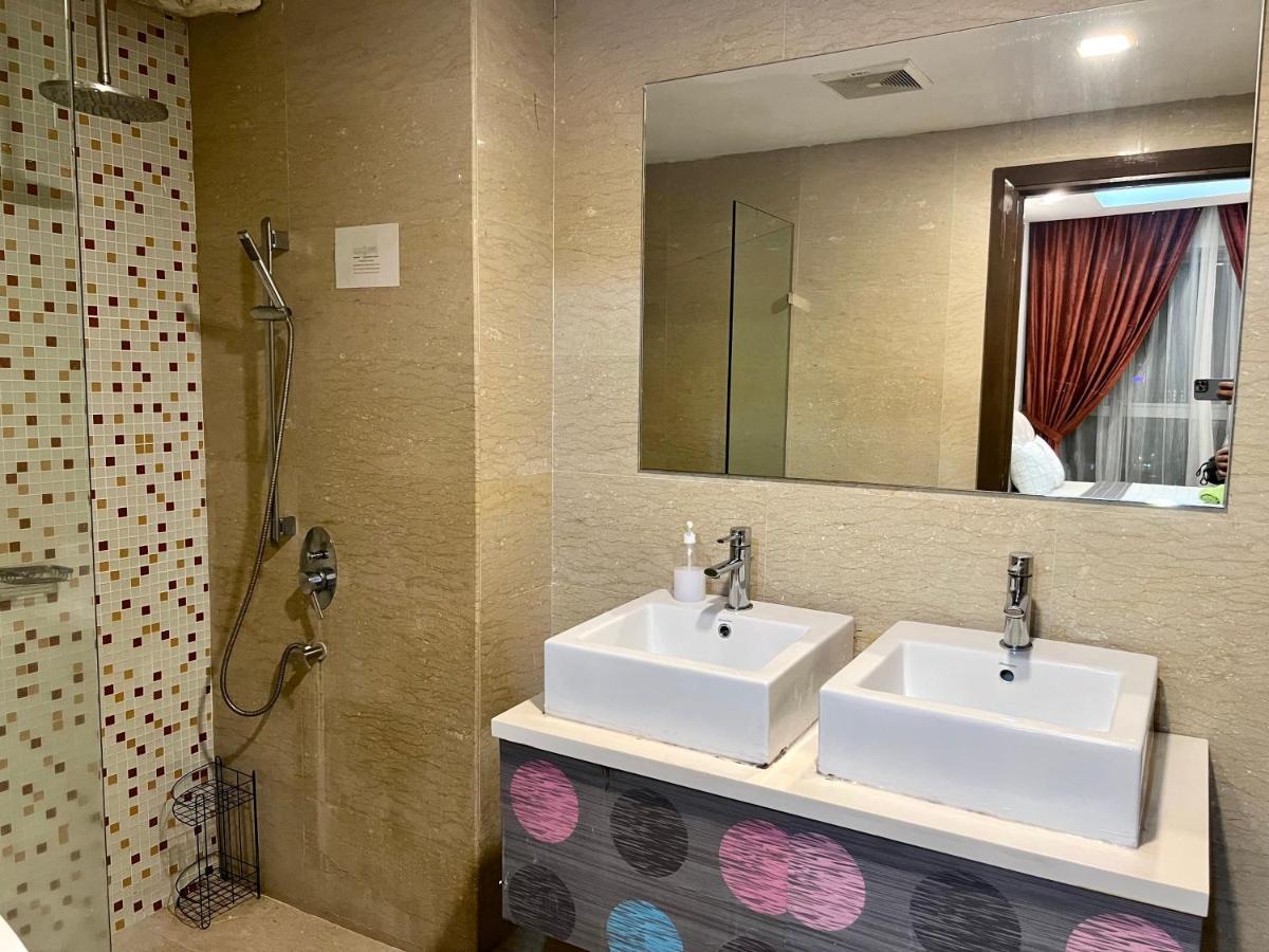 Regalia Service By Fortune Apartment *