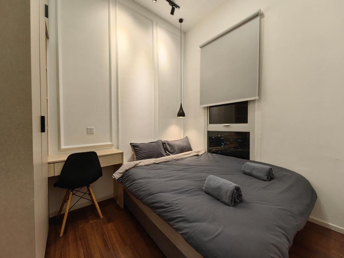 Serviced Apartment, Jalan Peel By Rverse
