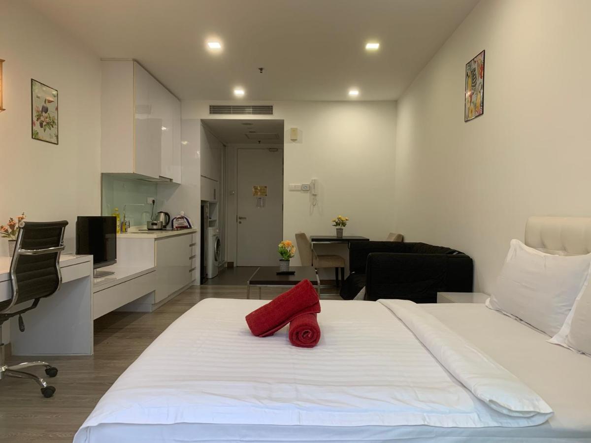 Apartment With Balcony In One Bukit Ceylon Kuala Lumpur