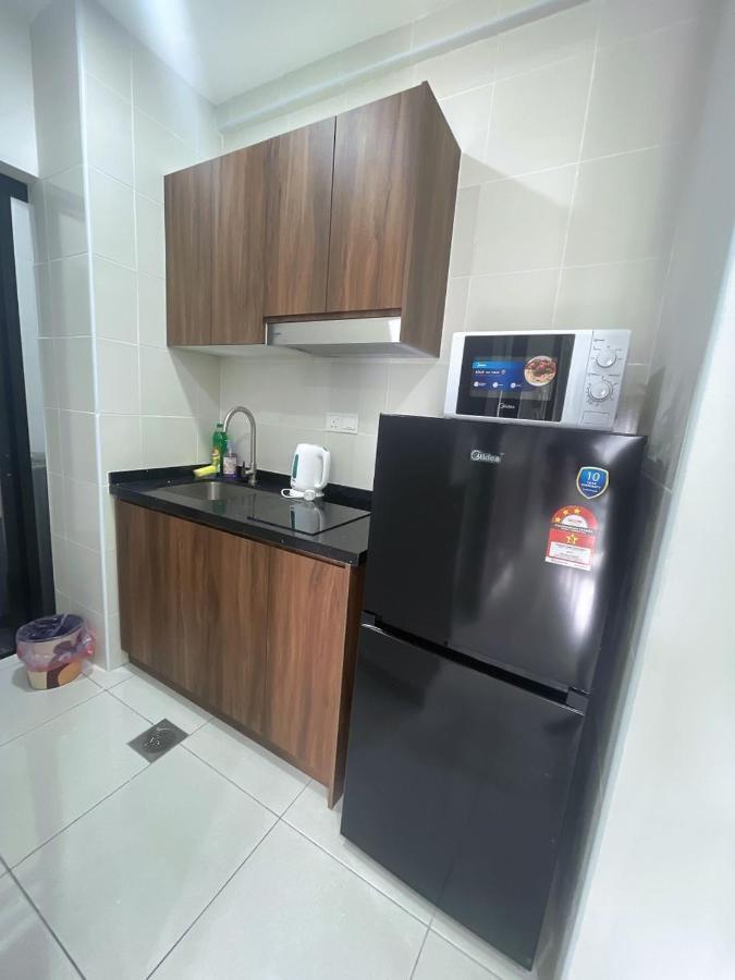 Comfy Wifi Place @manjalara 5min To Desa Park Apartemen