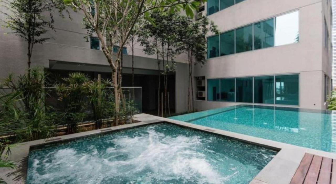 Mercu Summer Suites Klcc By Sweet