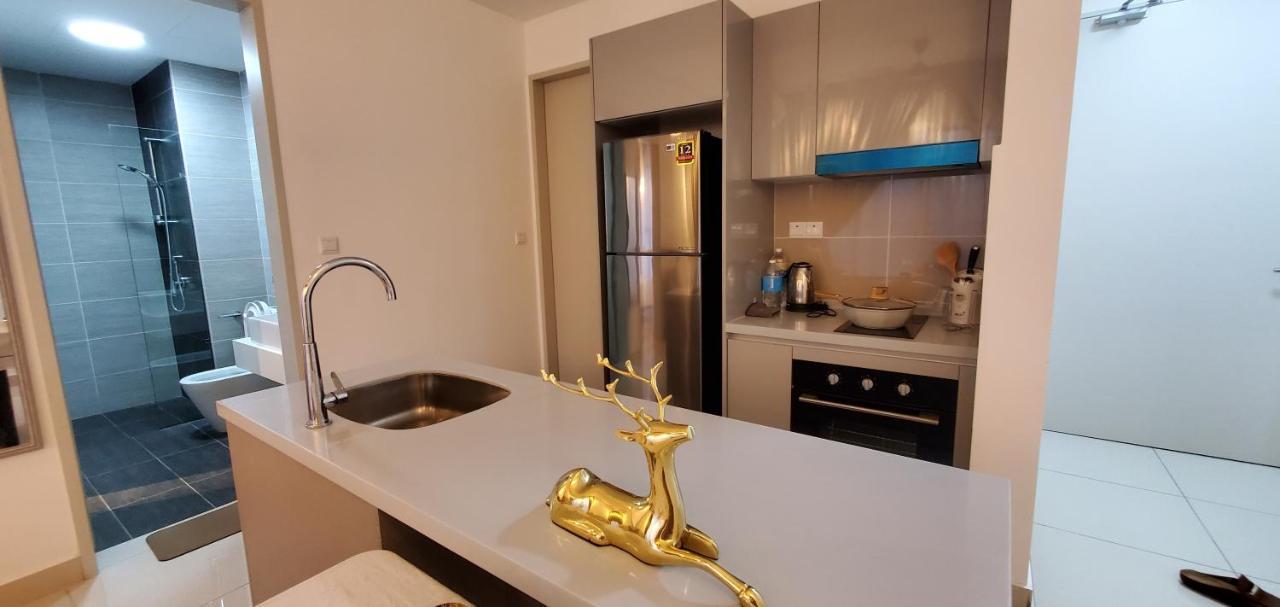 Trion Dual Key Option - Tallest Residential Tower Apartment Kuala Lumpur