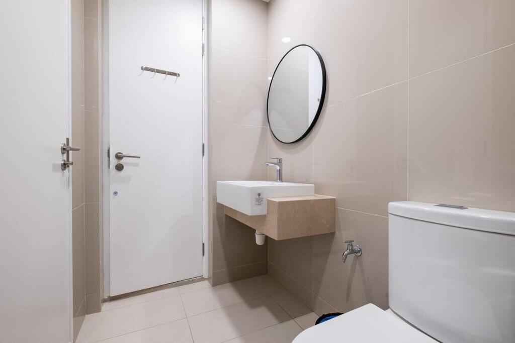 Apartment New! Cozy & Warm Scandinavian Walk To Lrt Kuala Lumpur