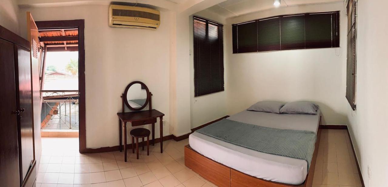 De Ofa Homestay Kl Pousada *