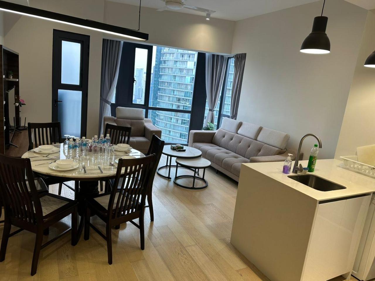 Star Luxury Klcc Apartment *