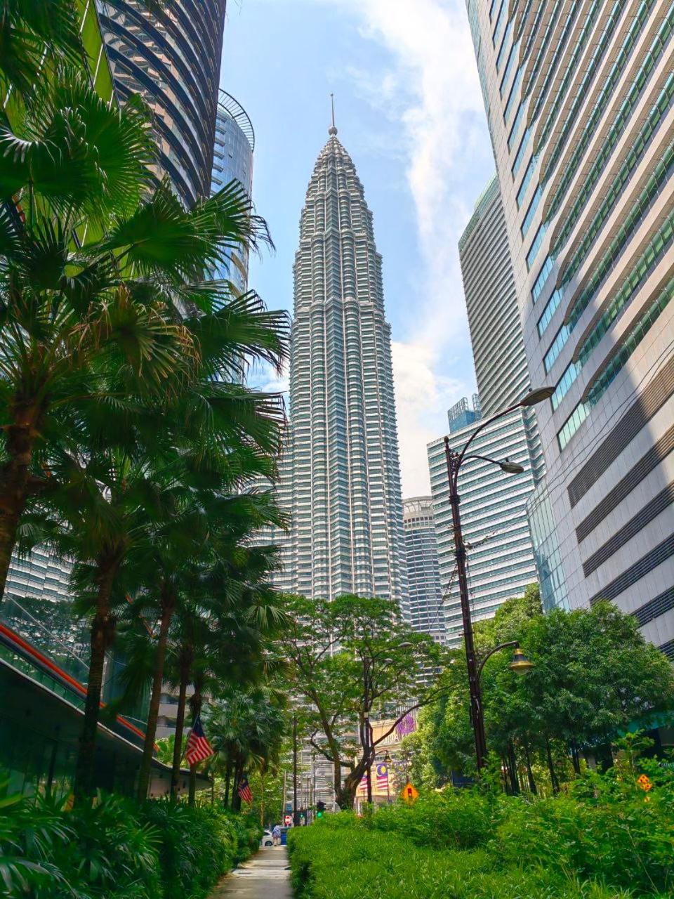 Sky Klcc At *