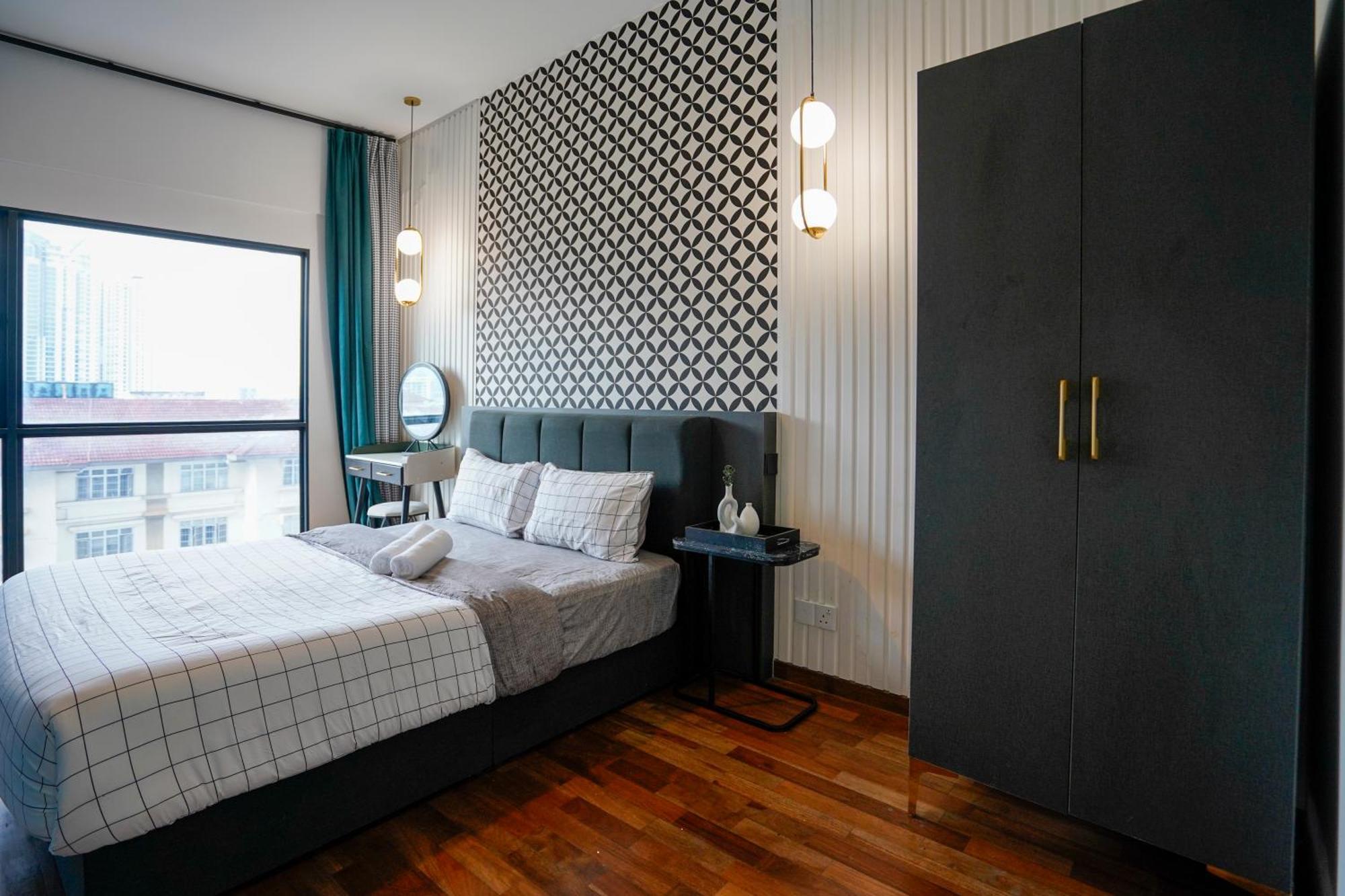 Reizz Homestay, By Just Apartment