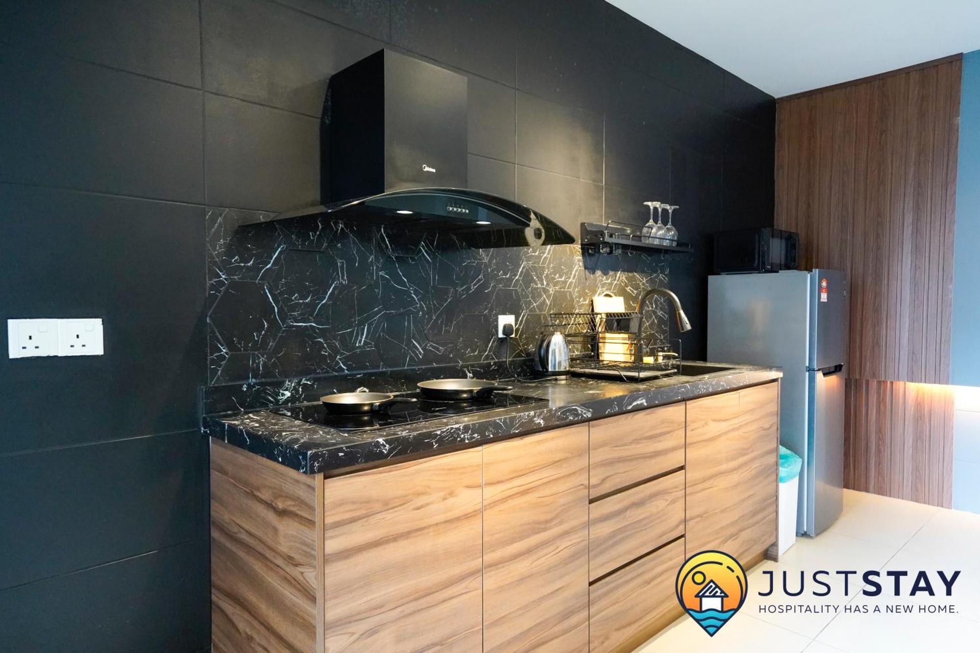 Reizz Homestay, By Just