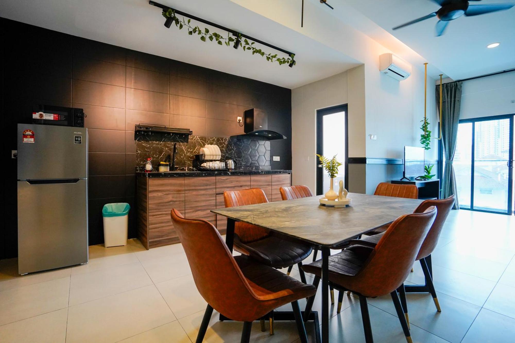 Reizz Homestay, By Just Apartment