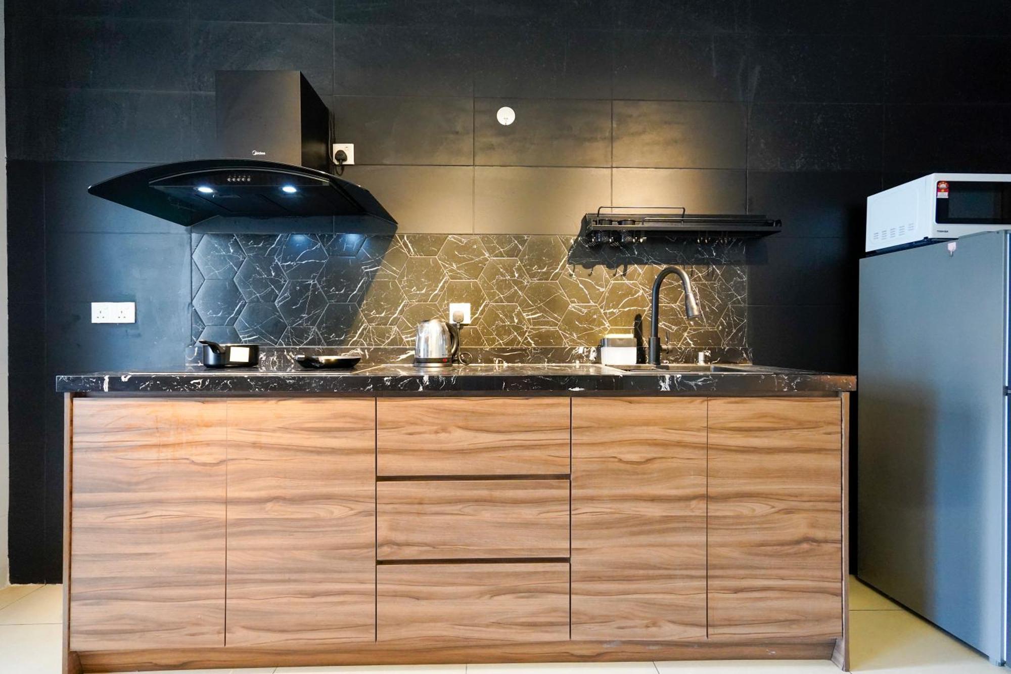 Apartment Reizz Homestay, By Just