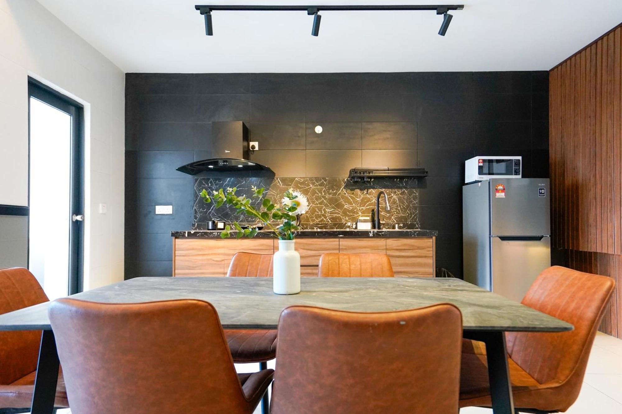 Apartment Reizz Homestay, By Just