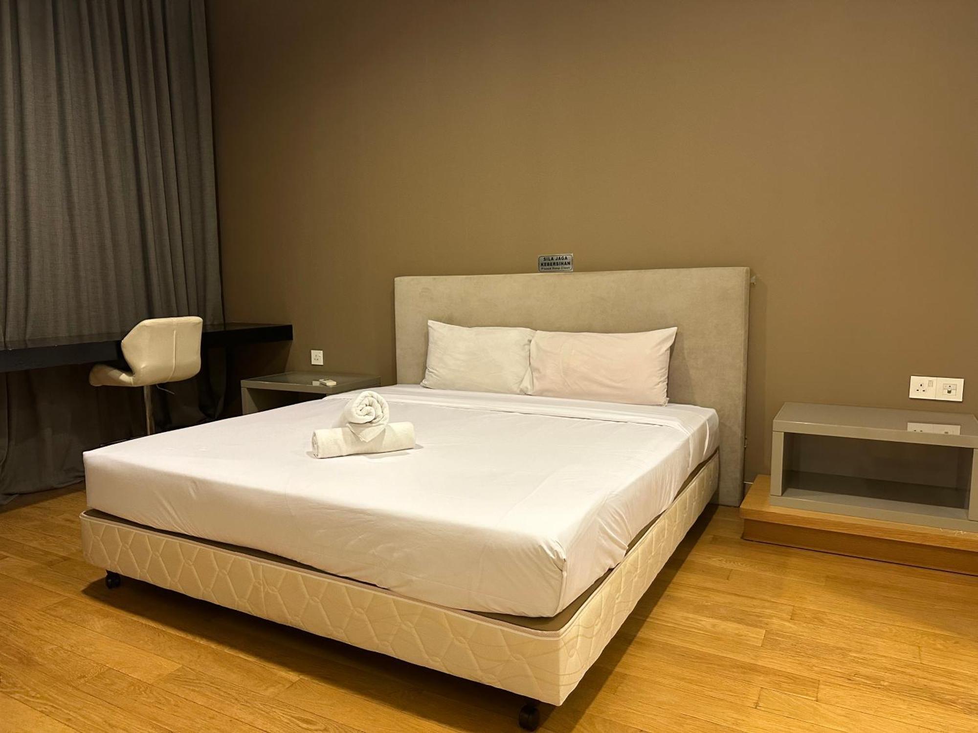 Apartment The Platinum By Crown Suites