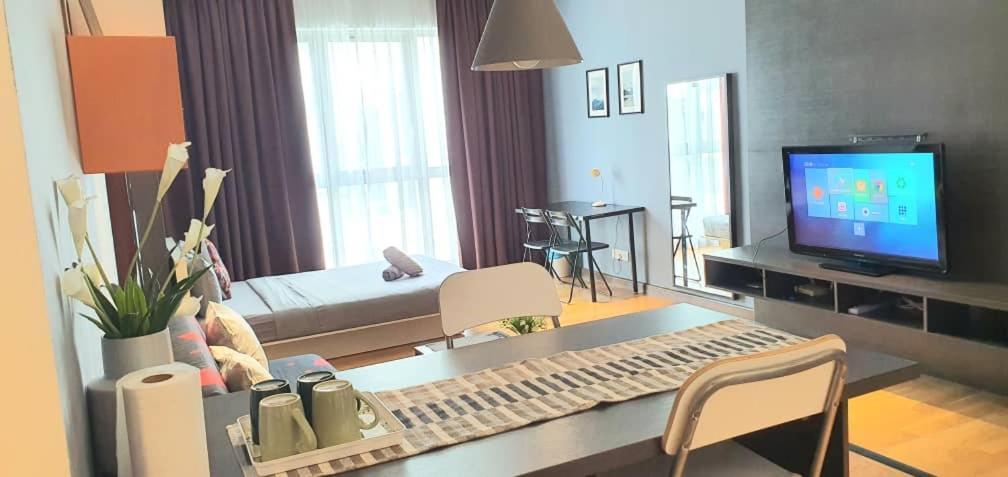 Regalia Klcc View Rooftop Infinity Pool By Angkasa Homes Appartement *