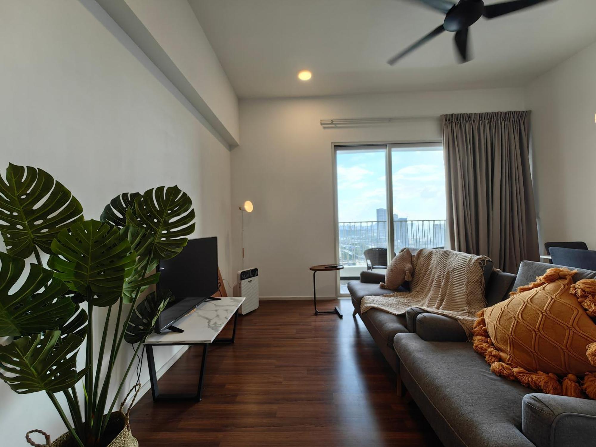 Serviced Apartment, Jalan Peel By Rverse *