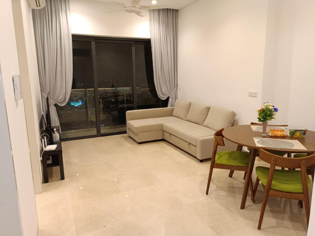 Lucantia Serviced Apartamento *