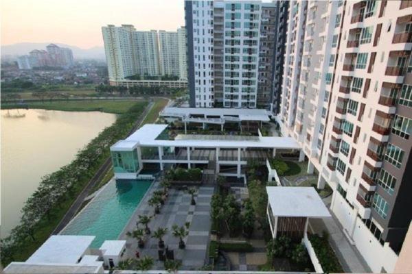 Honeymoon By A Legacy - Klcc Lake View Casa de hóspedes *