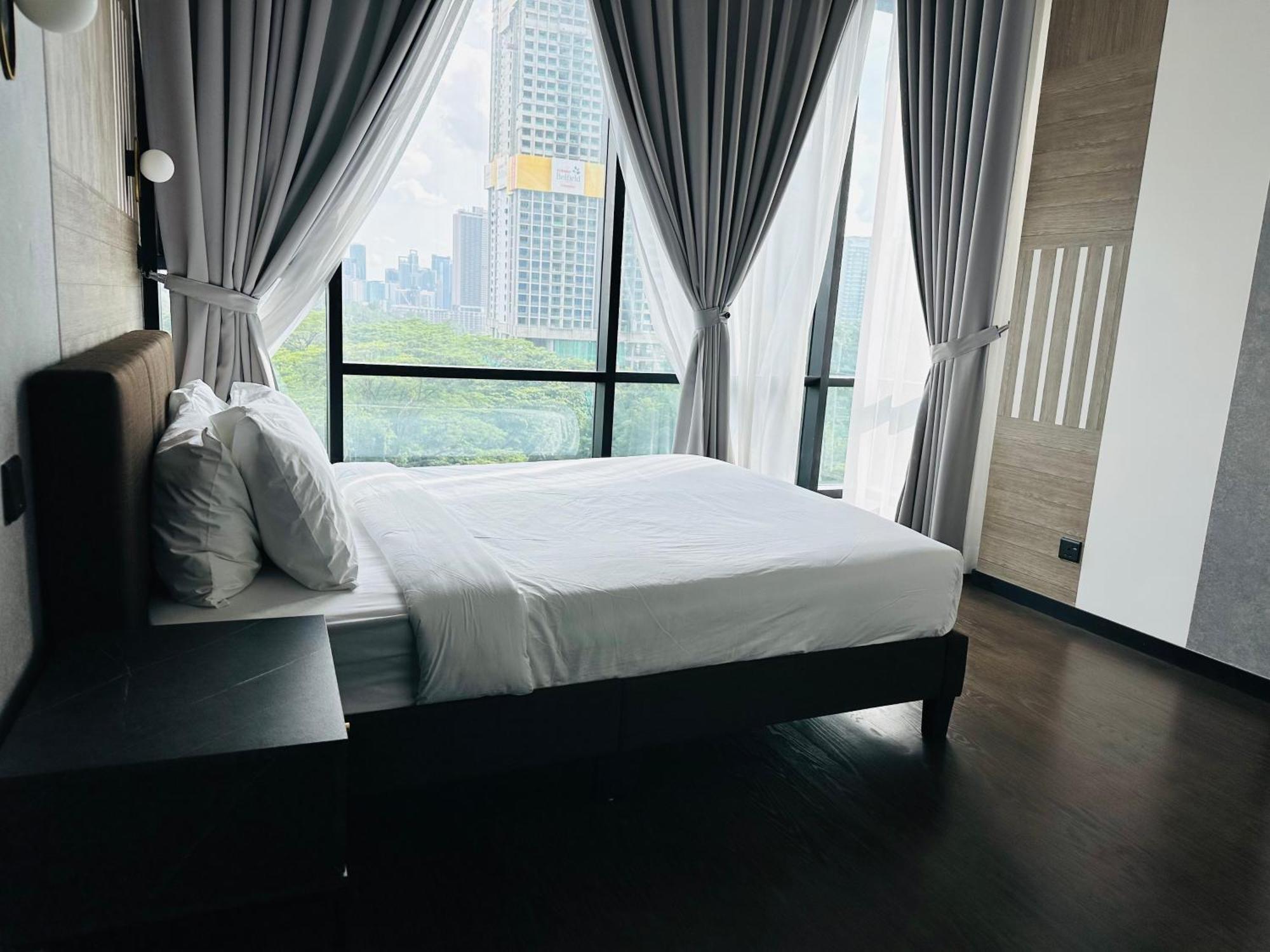Apartment Millennium At Opus