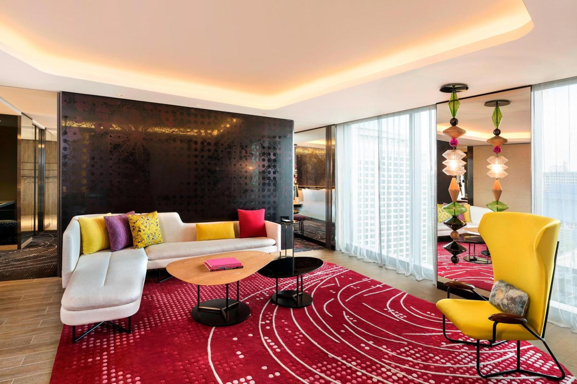 Hotel W