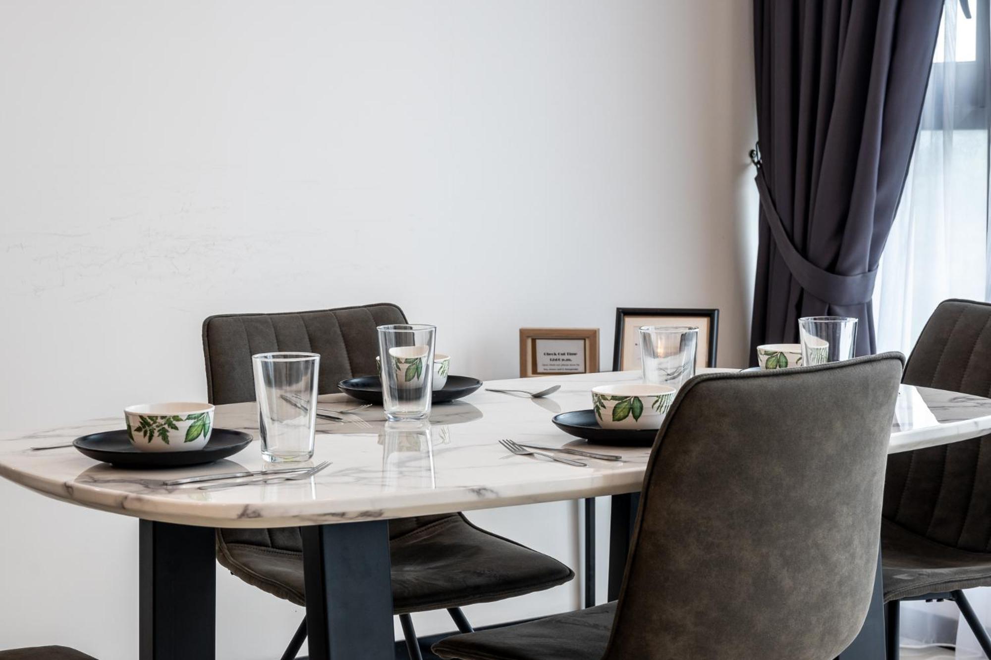 Opus Residences Apartment *