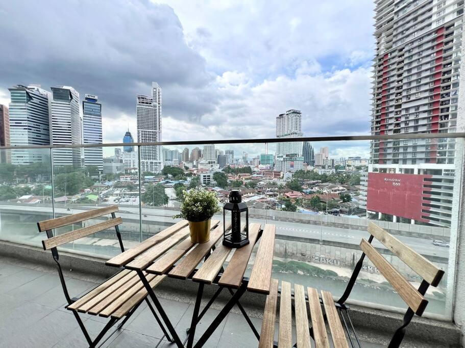 Apartment 188 2bedroom/4pax/13minute Walk To Klcc