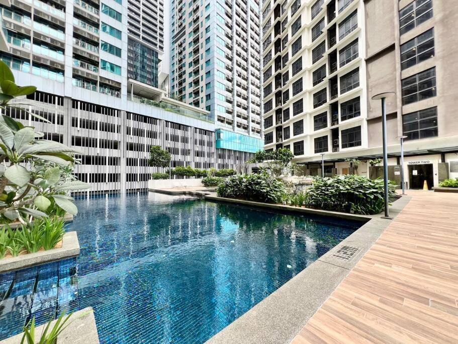 Apartment 188 2bedroom/4pax/13minute Walk To Klcc