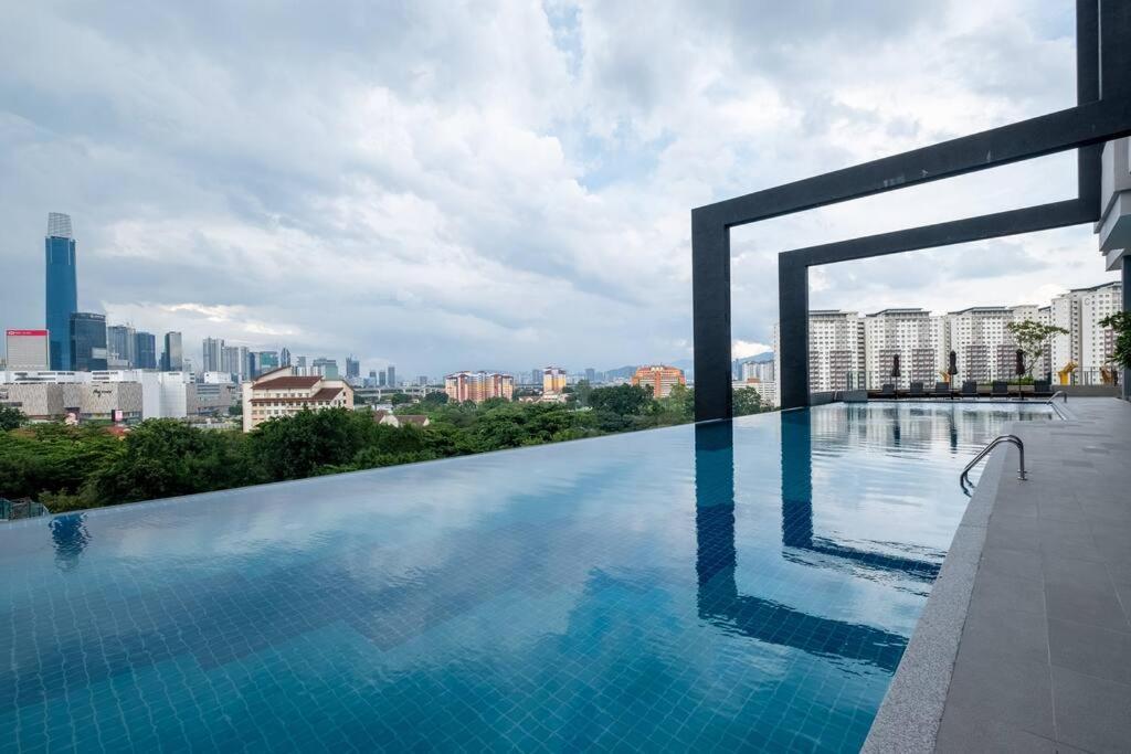Wonderland 7pax Dreams House At Sunway Velocity 2 Apartment Kuala Lumpur
