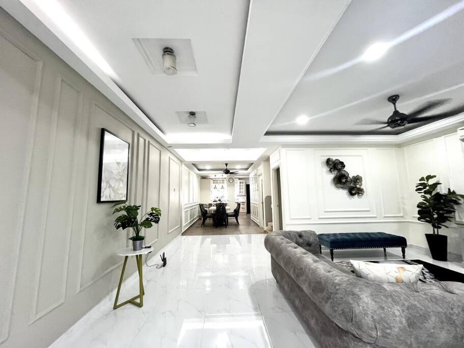 Vakantiehuis Modern 4br Melawati Mall, Kl Eastmall, Zoo Negara, Uia Iium