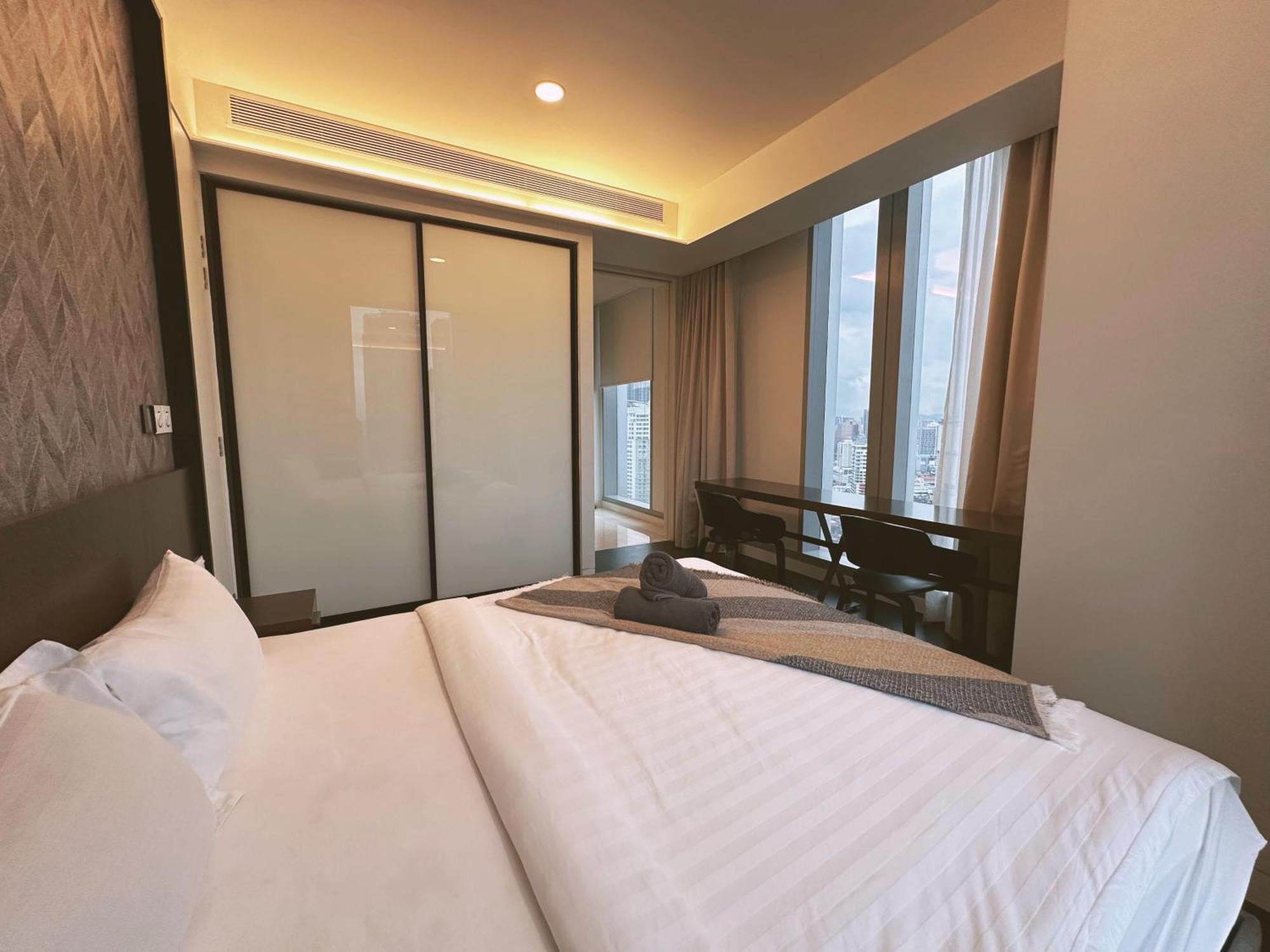 Victoria Tropicana The Klcc Bukit Bintang Apartment