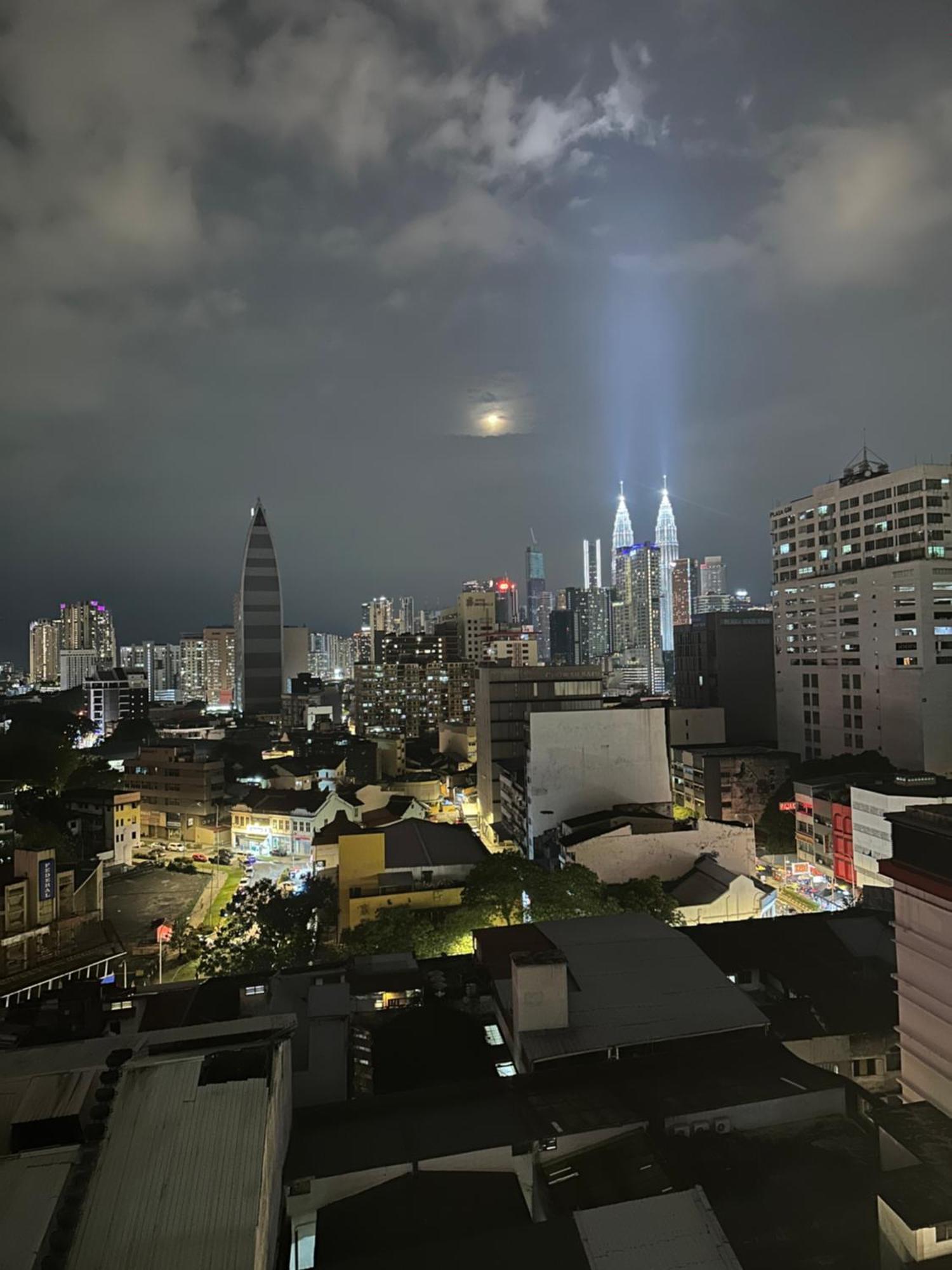 Klcc By Chambers Apartment *