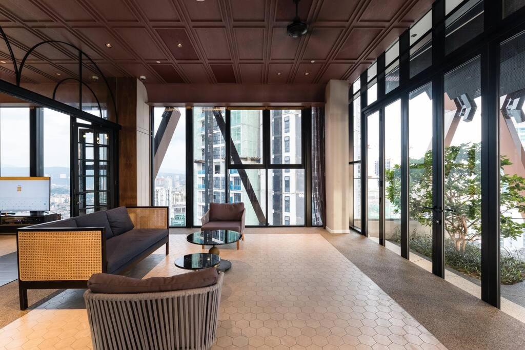 Modern Luxury Near Klcc With View * Kuala Lumpur