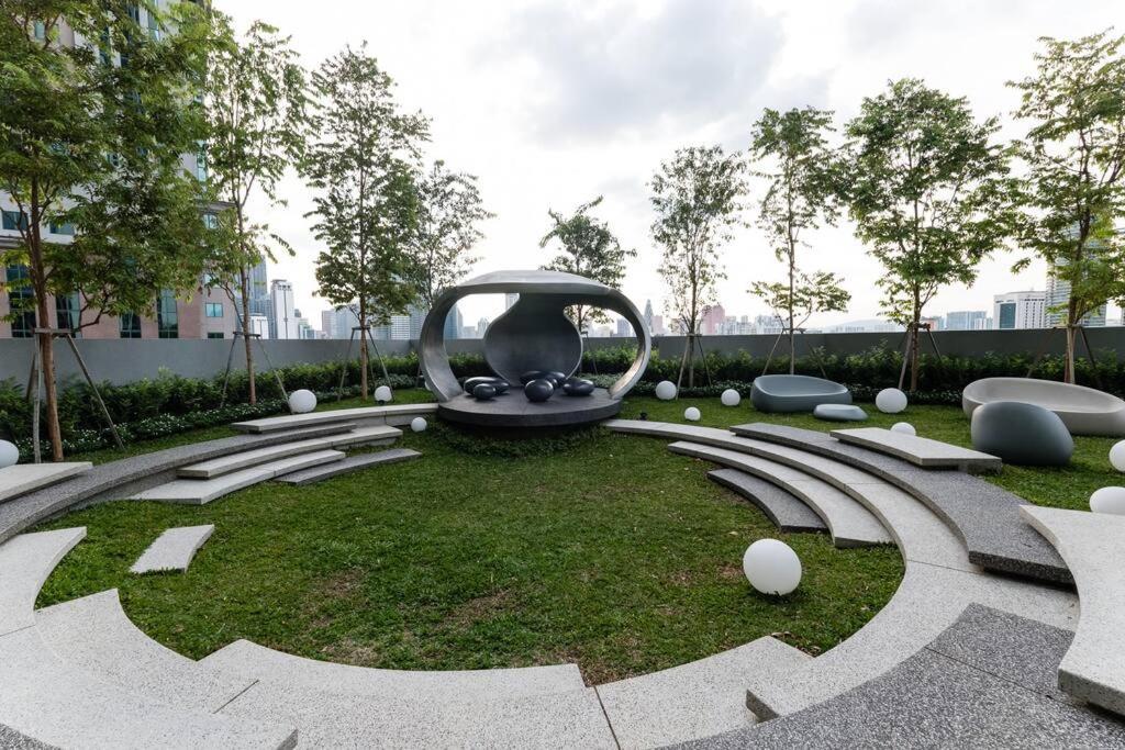 Modern Luxury Near Klcc With View Apartment