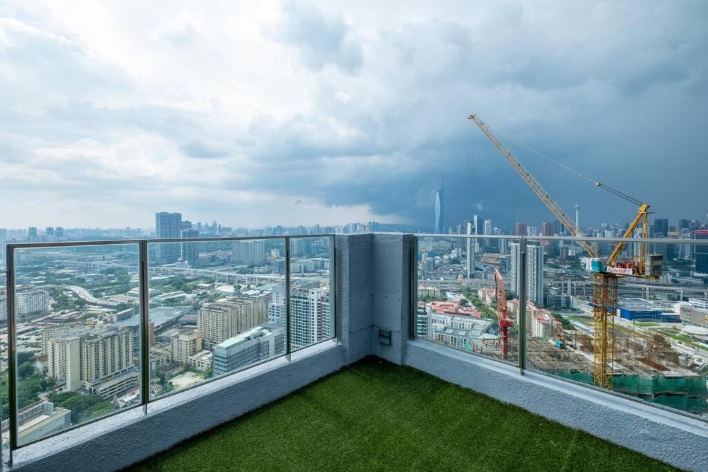 Apartment French Style Sv2 Linked Bridge Velocity Mall 中文房东 *