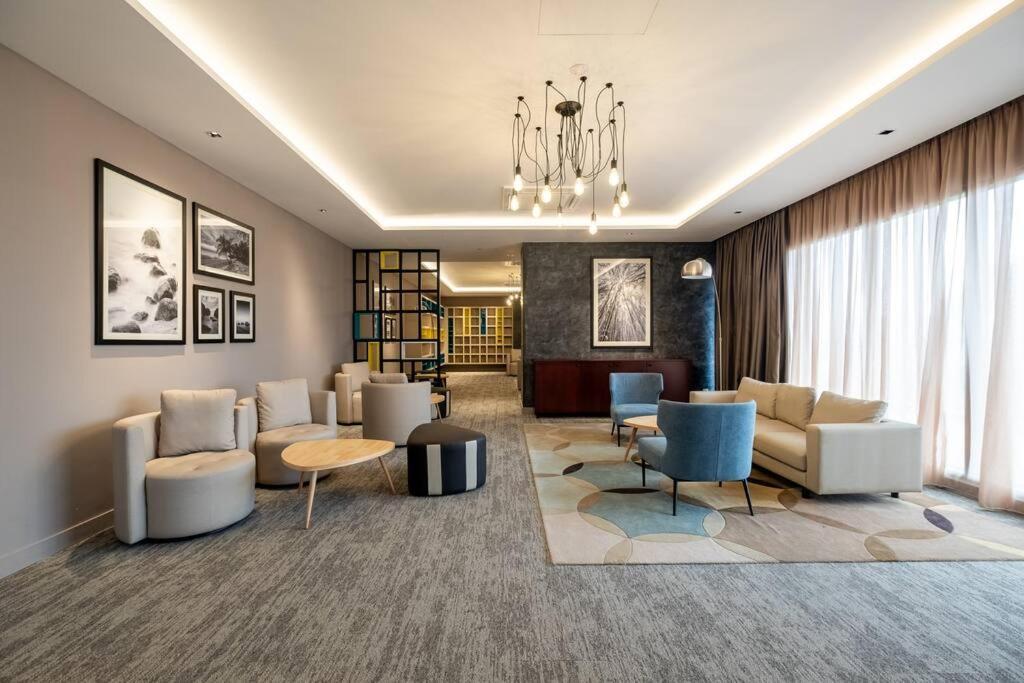 French Style Sv2 Linked Bridge Velocity Mall 中文房东 Apartment