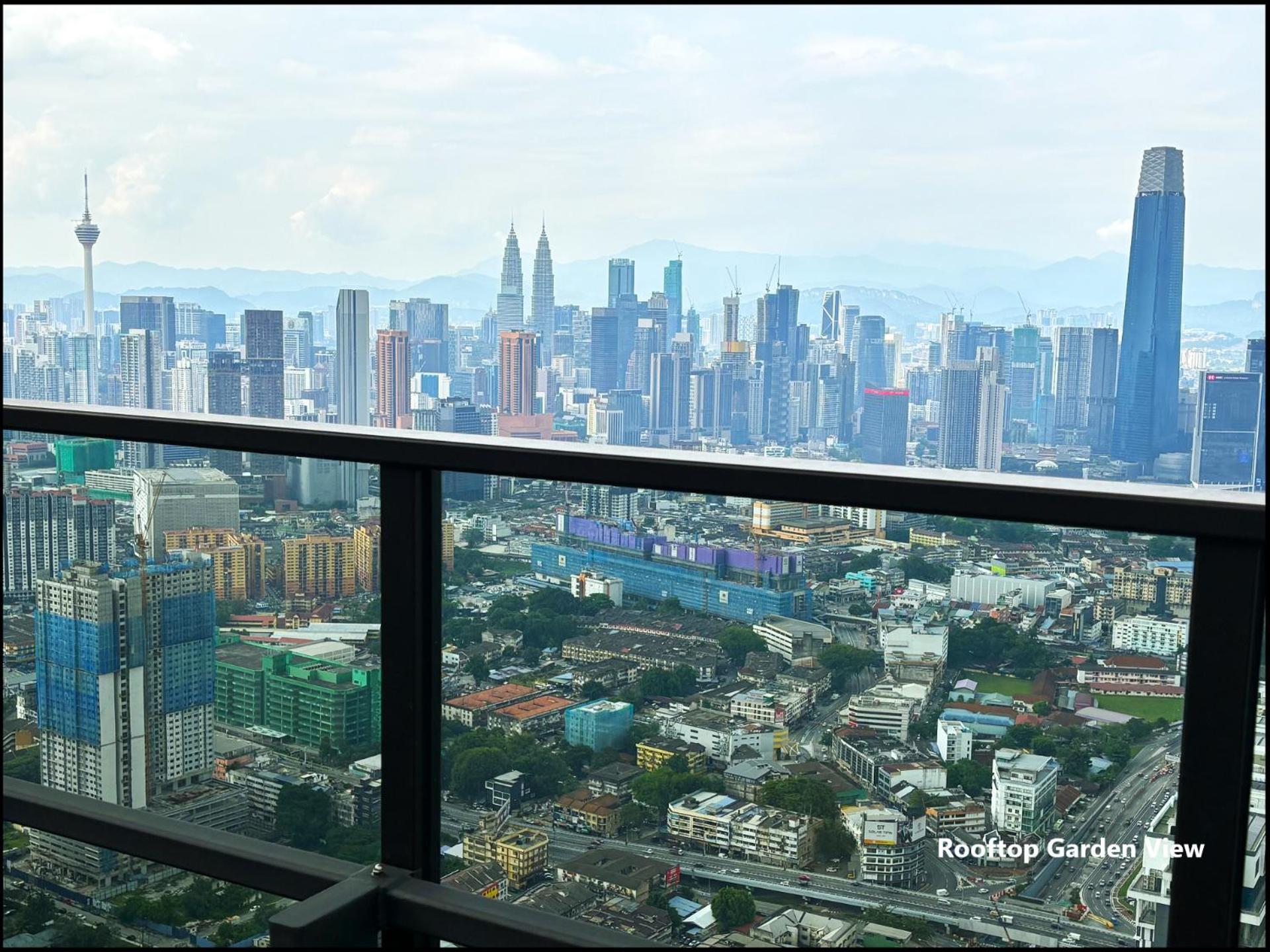 Skystays360 Kl, 60th Floor - Close To Klcc Trx 2-bedroom 2 Bathrooms Apartment Kuala Lumpur