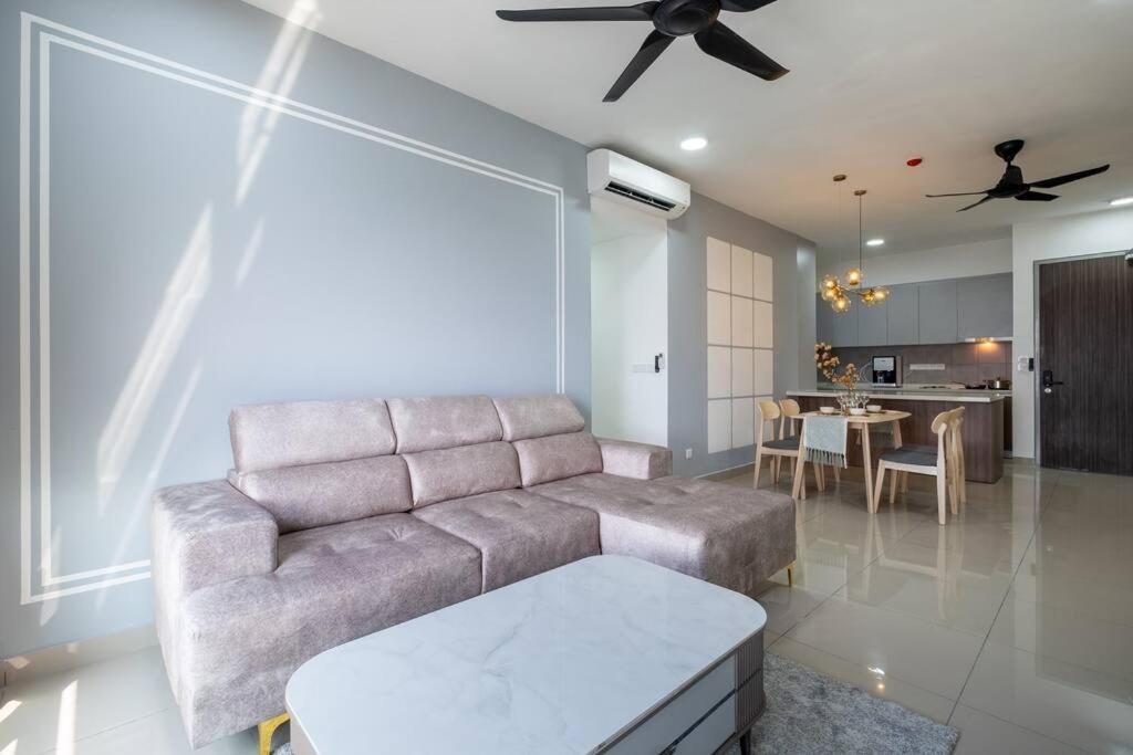 Fairy M Vertica 4bedroom 8pax Infinity Pool Gym *