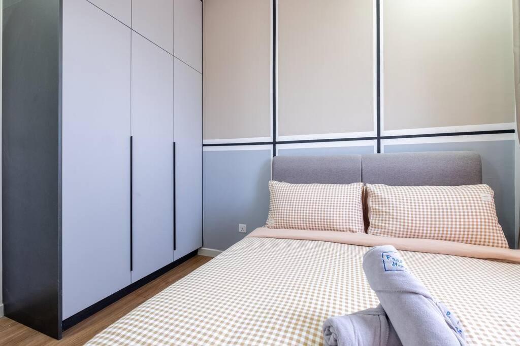 Fairy M Vertica 4bedroom 8pax Infinity Pool Gym Kuala Lumpur