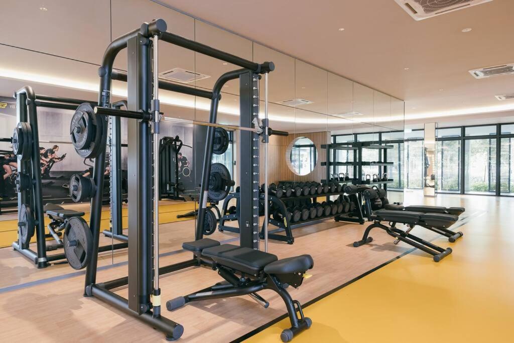 Apartment Fairy M Vertica 4bedroom 8pax Infinity Pool Gym Kuala Lumpur