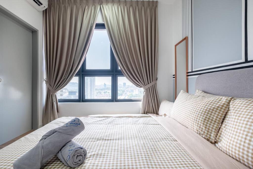 Fairy M Vertica 4bedroom 8pax Infinity Pool Gym Apartment Kuala Lumpur