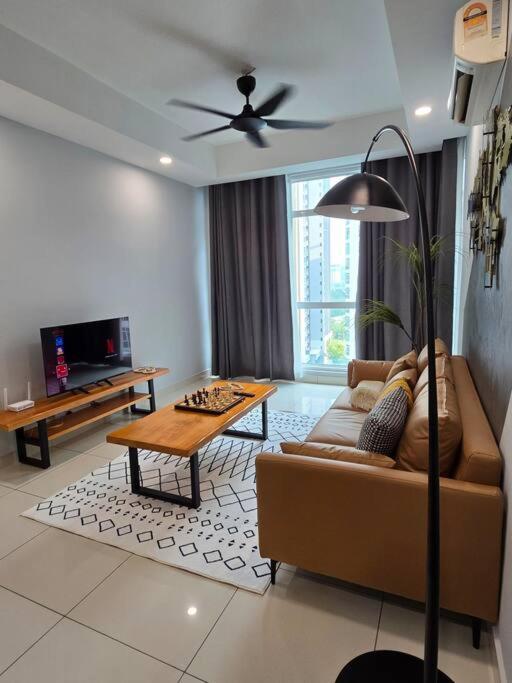 Exclusive Modern At Residence, *