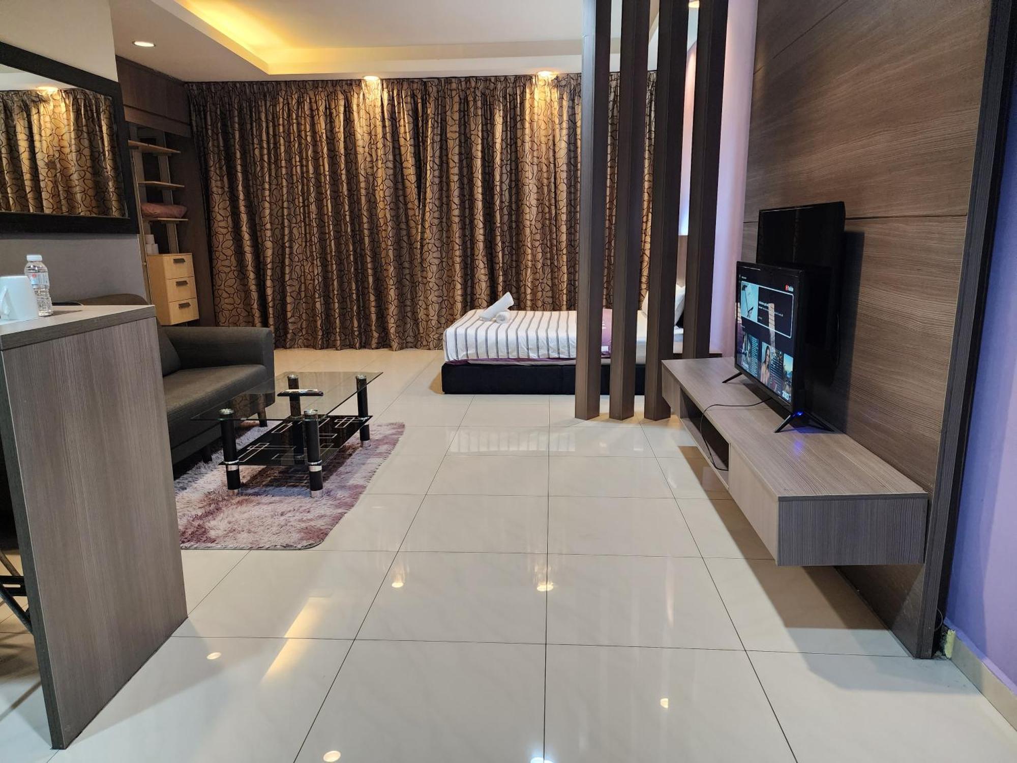 Apartment Regalia Prime Service Infinitypool