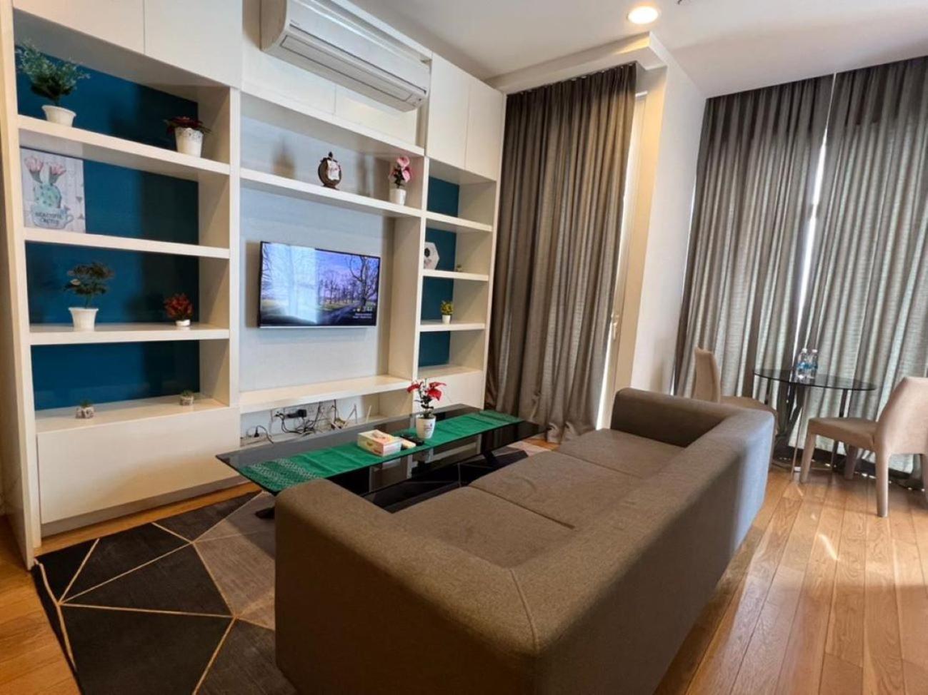 Apartment Platinum Klcc By Sweet
